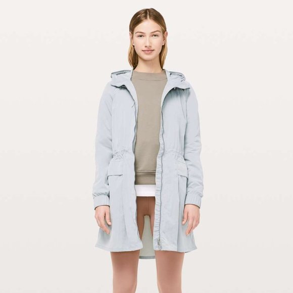 LULULEMON silver Pack & Glyde Jacket - Picture 1 of 12